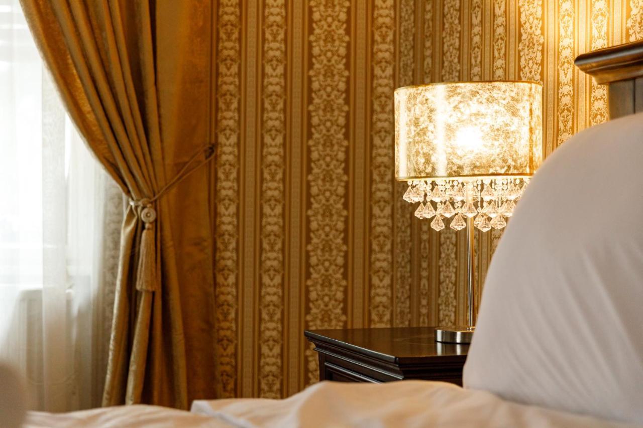 Imperial Boutique Apartment Brasov Luaran gambar
