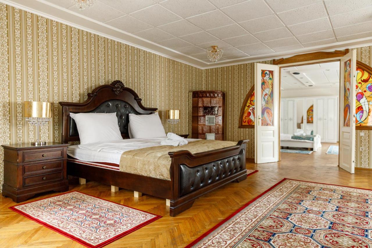 Imperial Boutique Apartment Brasov Luaran gambar